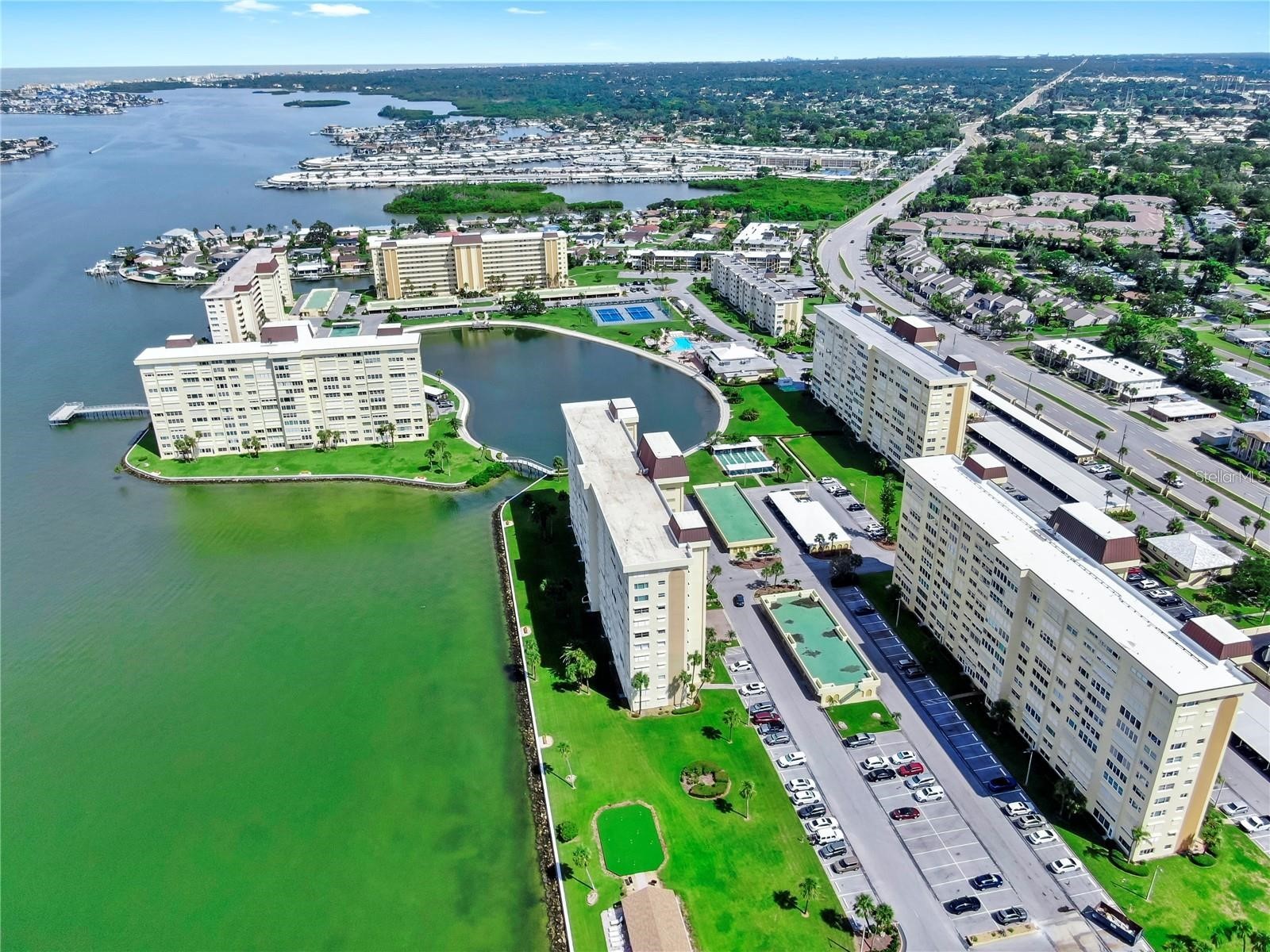 4550 Cove Circle #106 Saint Petersburg FL 33708 - BOCA CIEGA BAY TB8473752 image35