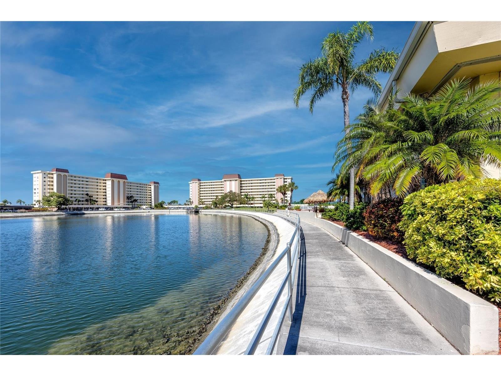 4550 Cove Circle #205 Saint Petersburg FL 33708 - BOCA CIEGA BAY TB8504017 image19