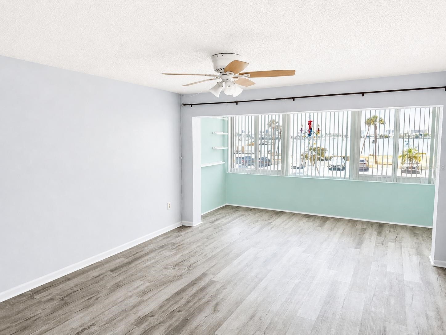 4550 Cove Circle #205 Saint Petersburg FL 33708 - BOCA CIEGA BAY TB8504017 image7
