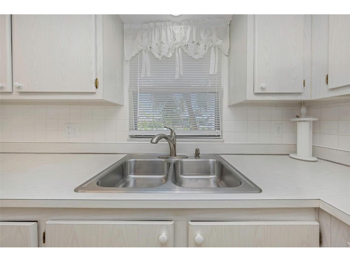 4550 Cove Circle #207 Saint Petersburg FL 33708 TB8420607 image11