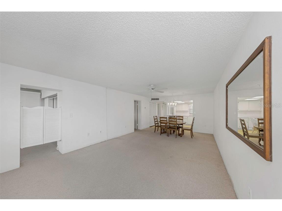 4550 Cove Circle #207 Saint Petersburg FL 33708 TB8420607 image13