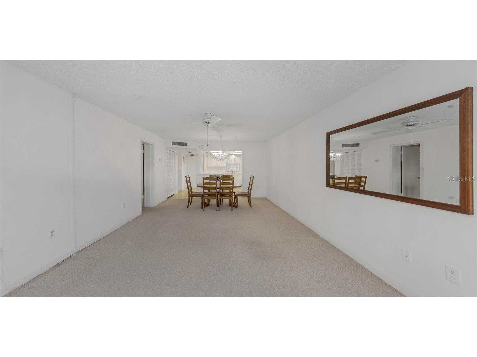 4550 Cove Circle #207 Saint Petersburg FL 33708 TB8420607 image17