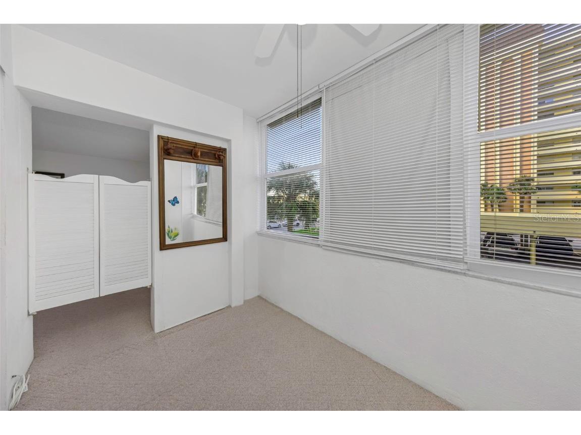 4550 Cove Circle #207 Saint Petersburg FL 33708 TB8420607 image20