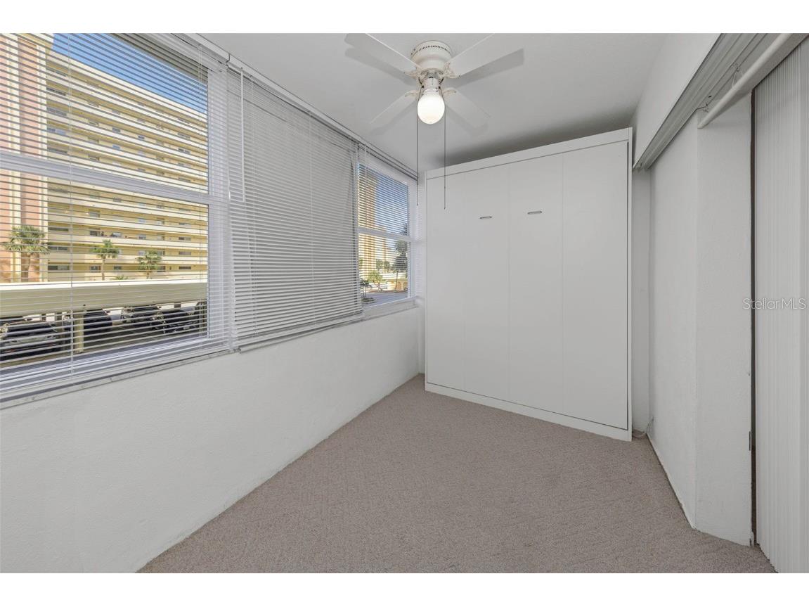 4550 Cove Circle #207 Saint Petersburg FL 33708 TB8420607 image21