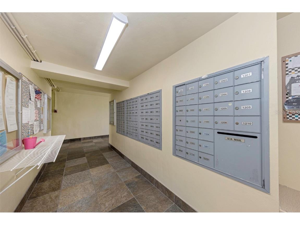 4550 Cove Circle #207 Saint Petersburg FL 33708 TB8420607 image38