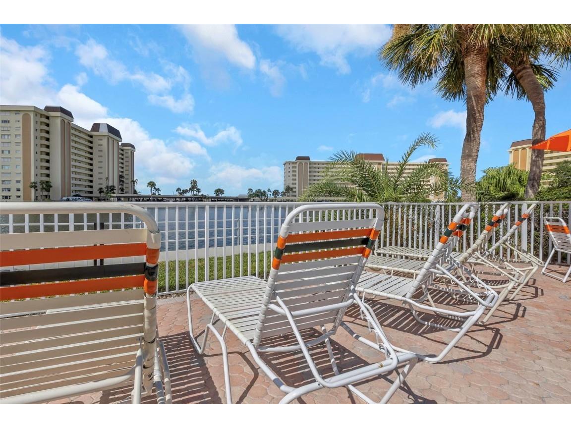 4550 Cove Circle #207 Saint Petersburg FL 33708 TB8420607 image49