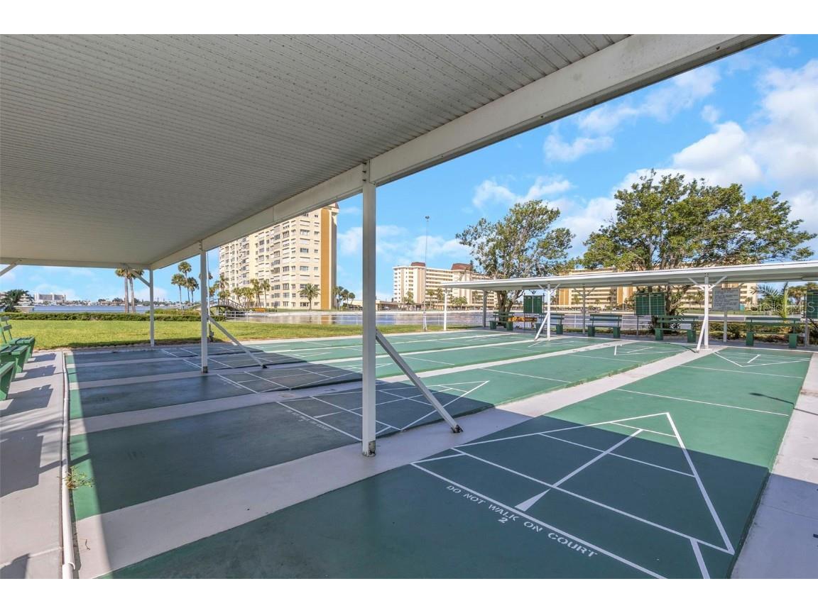 4550 Cove Circle #207 Saint Petersburg FL 33708 TB8420607 image62