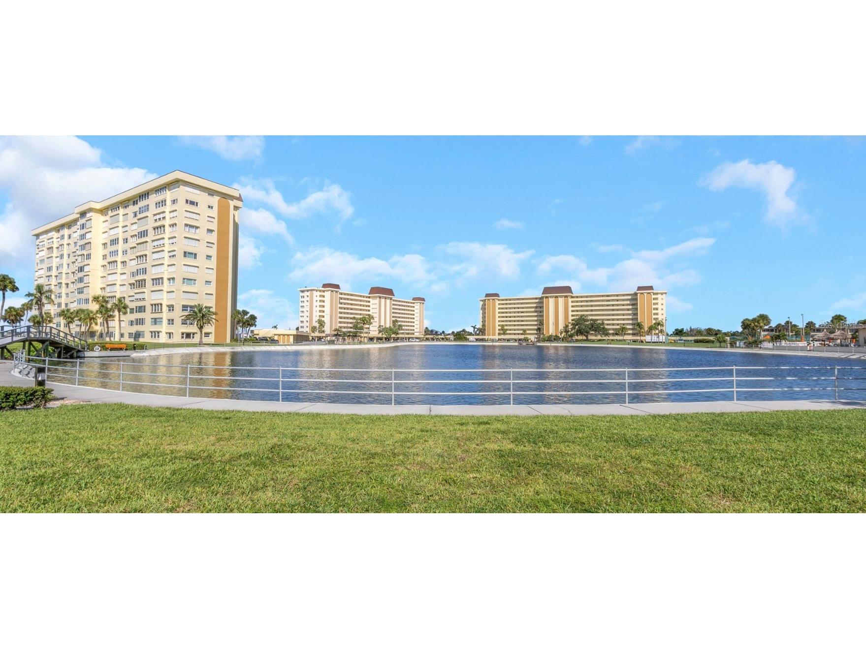 4550 Cove Circle #207 Saint Petersburg FL 33708 TB8420607 image64