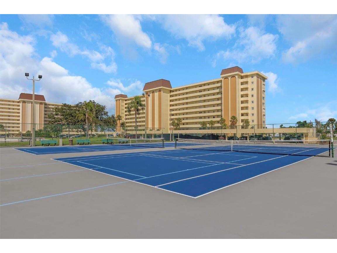 4550 Cove Circle #207 Saint Petersburg FL 33708 TB8420607 image67