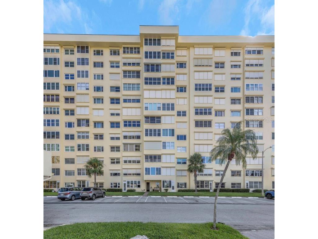 4550 Cove Circle #207 Saint Petersburg FL 33708 TB8420607 image69