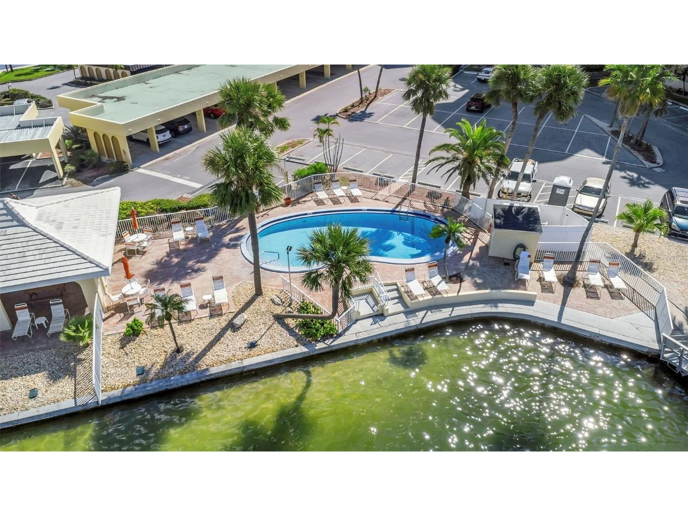 4550 Cove Circle #207 Saint Petersburg FL 33708 TB8420607 image77