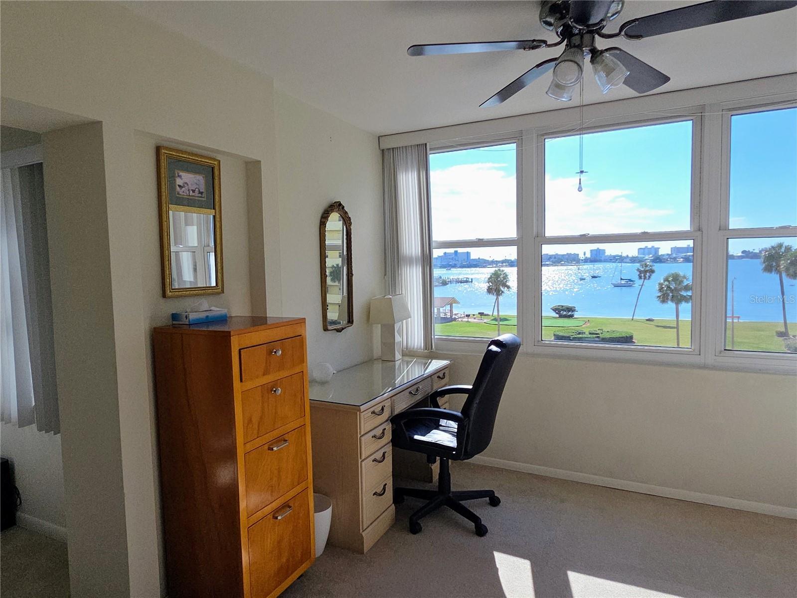 4550 Cove Circle #404 Saint Petersburg FL 33708 TB8444833 image15