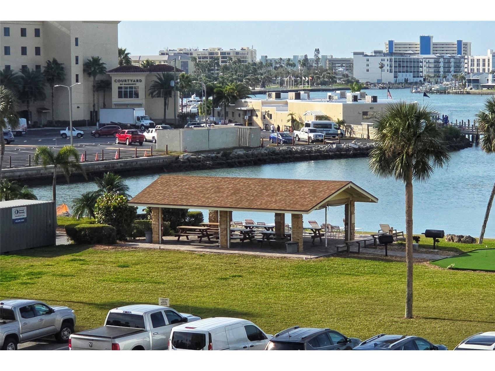 4550 Cove Circle #406 Saint Petersburg FL 33708 TB8457353 image12