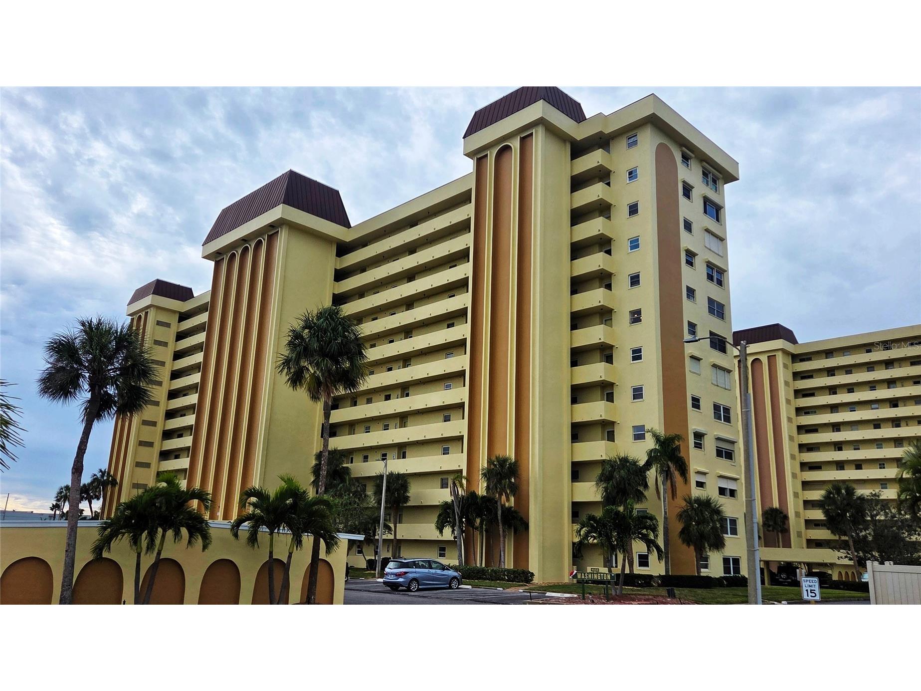 4550 Cove Circle #406 Saint Petersburg FL 33708 TB8457353 image15