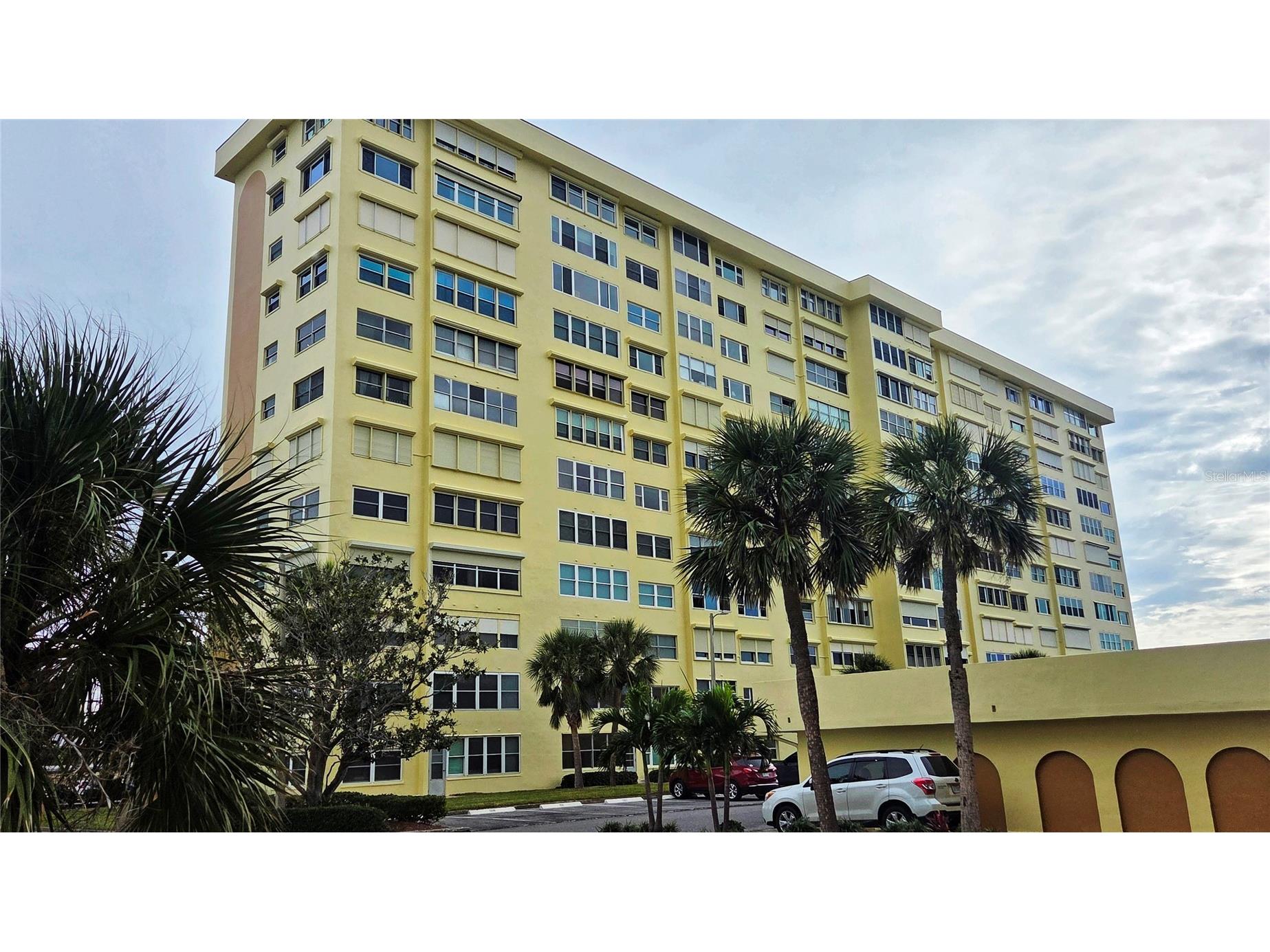 4550 Cove Circle #406 Saint Petersburg FL 33708 TB8457353 image16