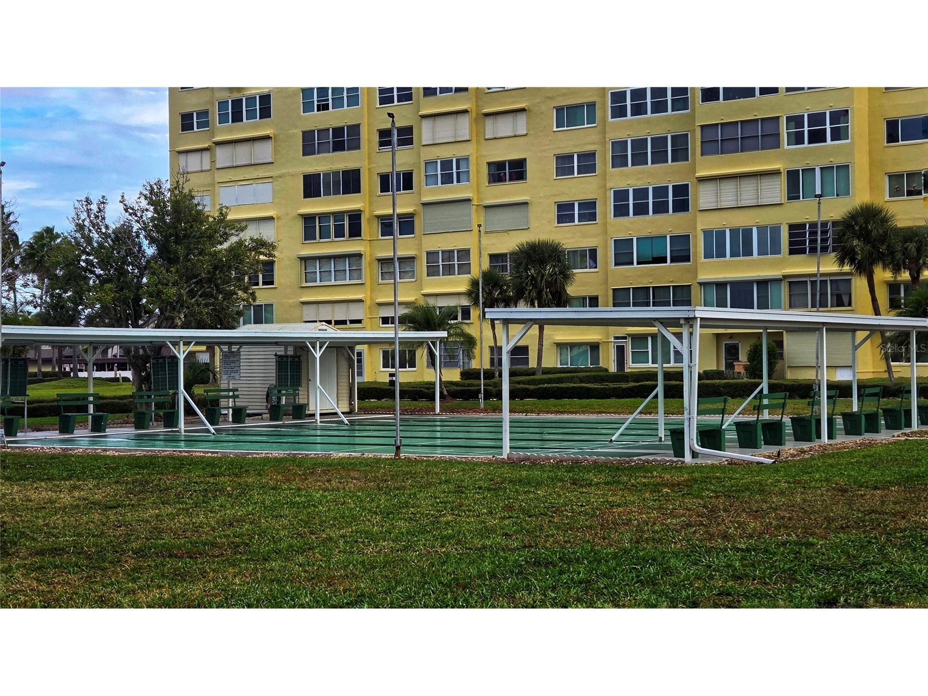 4550 Cove Circle #406 Saint Petersburg FL 33708 TB8457353 image17