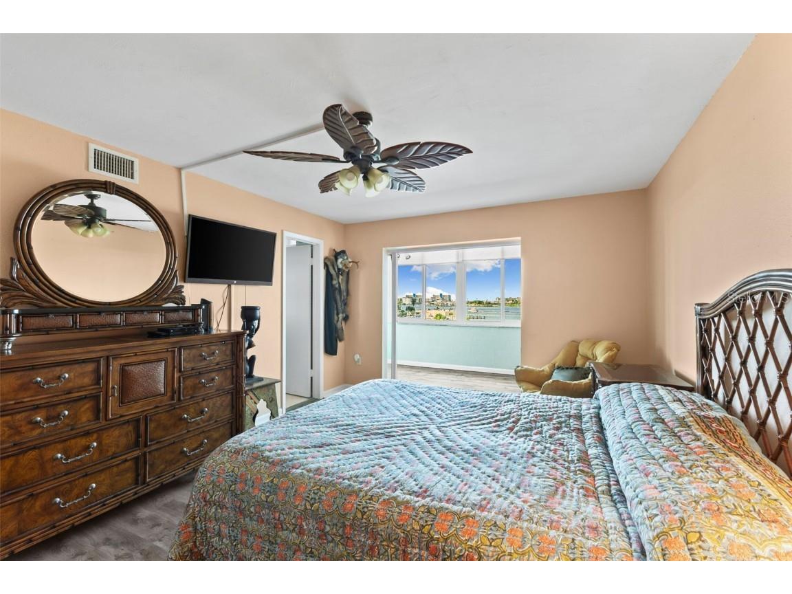 4550 Cove Circle #501 Saint Petersburg FL 33708 - BOCA CIEGA BAY TB8440690 image14