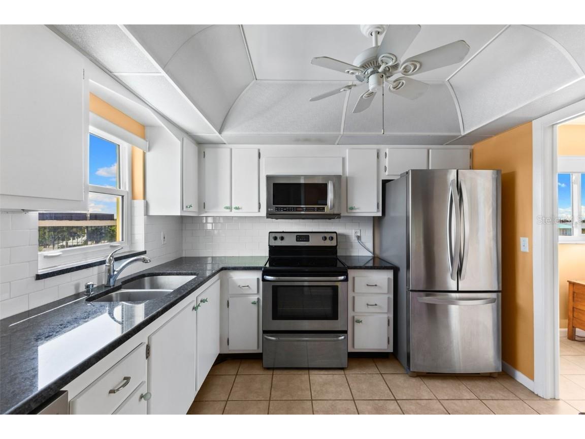 4550 Cove Circle #501 Saint Petersburg FL 33708 - BOCA CIEGA BAY TB8440690 image8