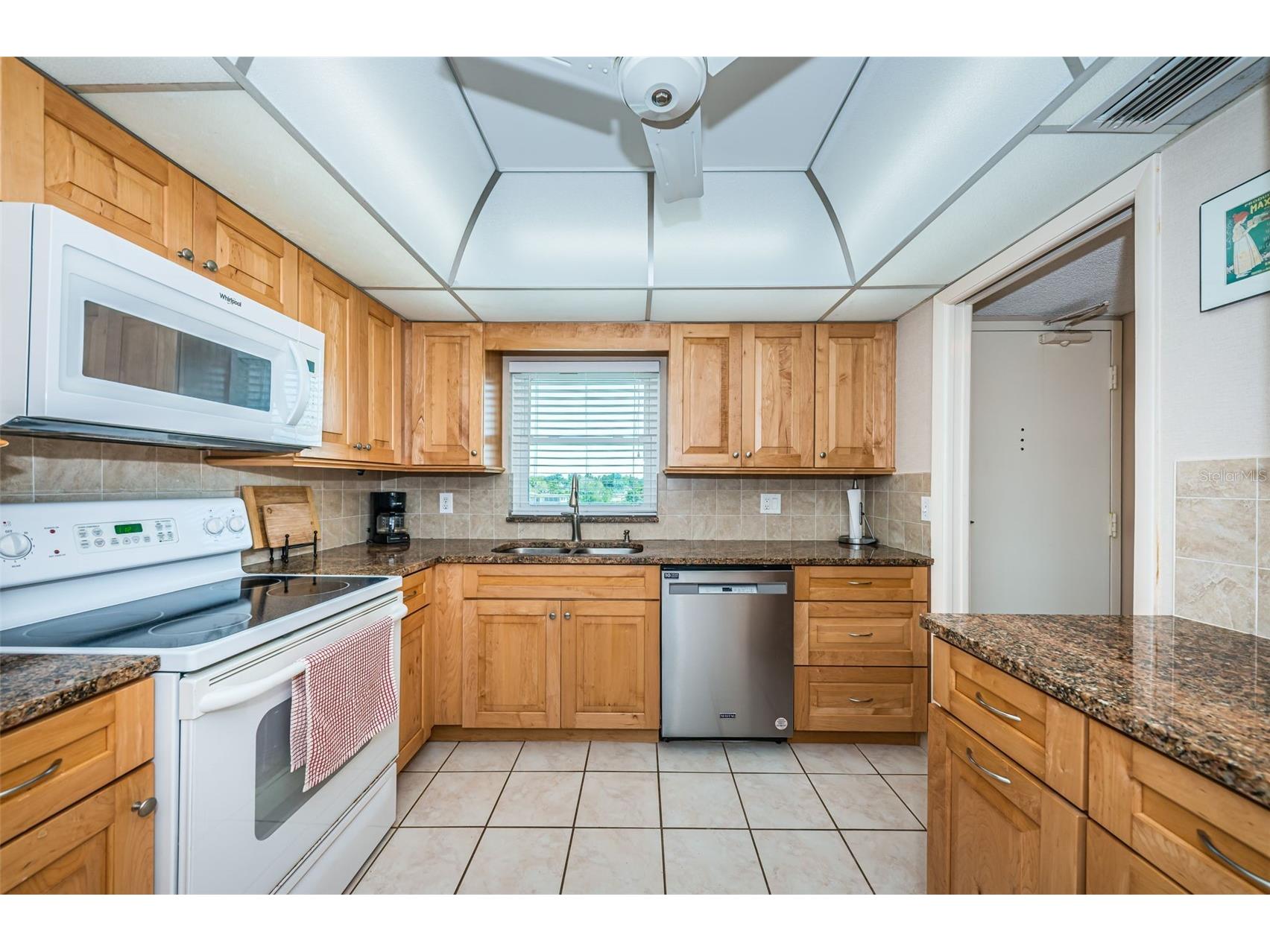 4550 Cove Circle #502 Saint Petersburg FL 33708 - BOCA CIEGA BAY TB8436669 image6