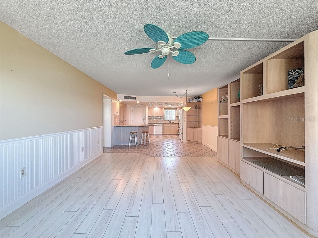 4550 Cove Circle #507 Saint Petersburg FL 33708 W7878989 image12