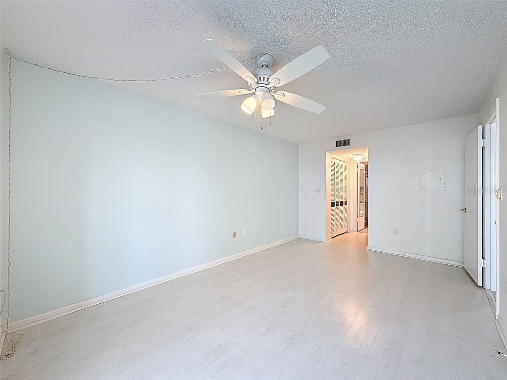 4550 Cove Circle #507 Saint Petersburg FL 33708 W7878989 image13