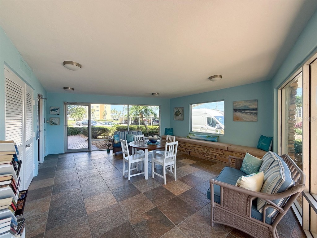 4550 Cove Circle #507 Saint Petersburg FL 33708 W7878989 image26