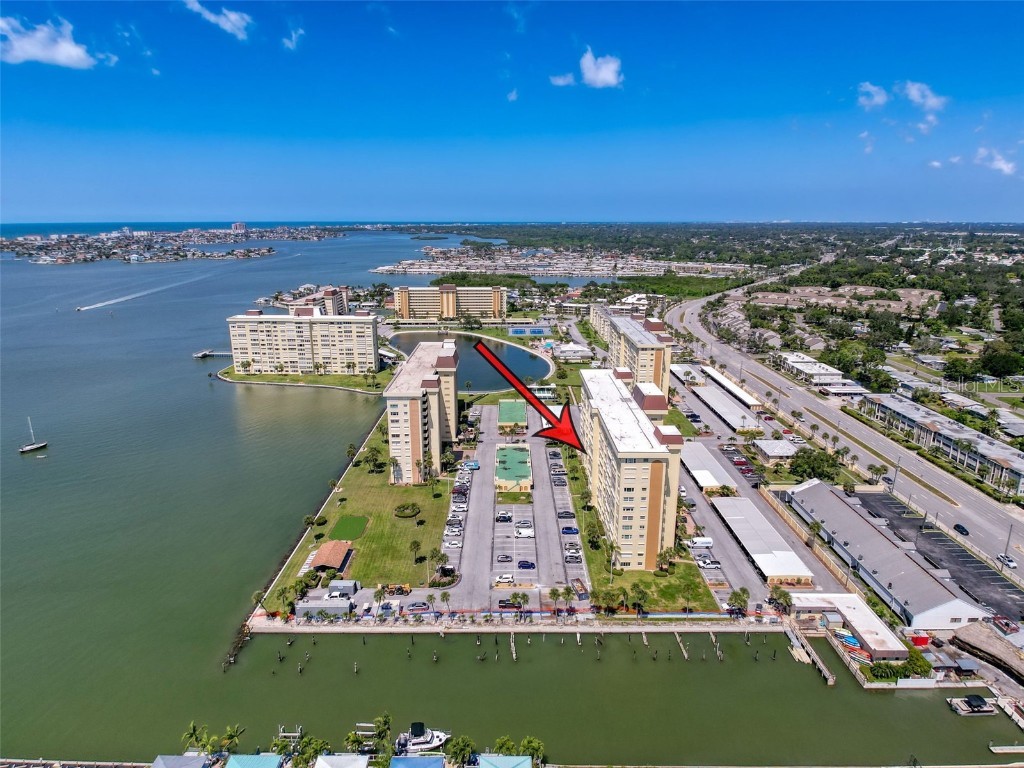 4550 Cove Circle #507 Saint Petersburg FL 33708 W7878989 image32