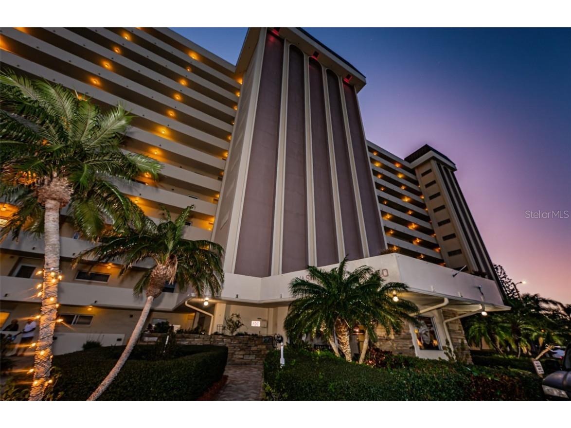 4550 Cove Circle #804 Saint Petersburg FL 33708 - BOCA CIEGA BAY TB8343915 image1