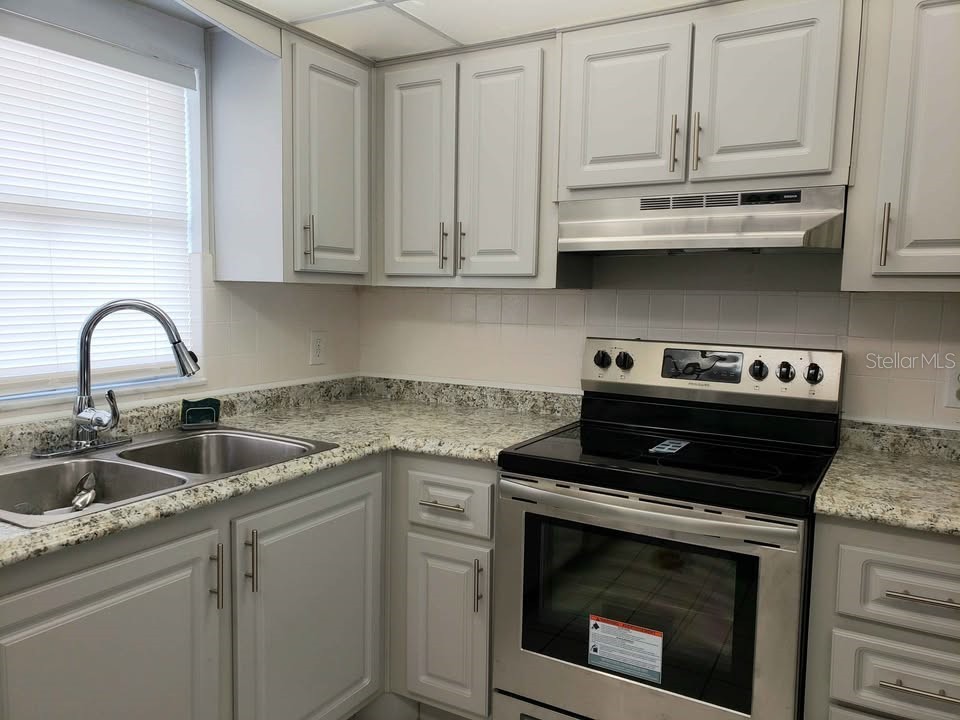 4550 Cove Circle #808 Saint Petersburg FL 33708 TB8526693 image23