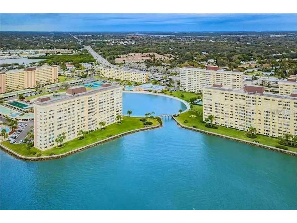 4550 Cove Circle #808 Saint Petersburg FL 33708 TB8526693 image25