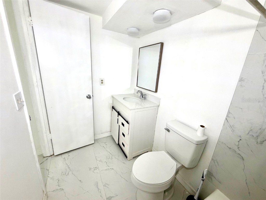 4550 Cove Circle #905 Saint Petersburg FL 33708 TB8461288 image9