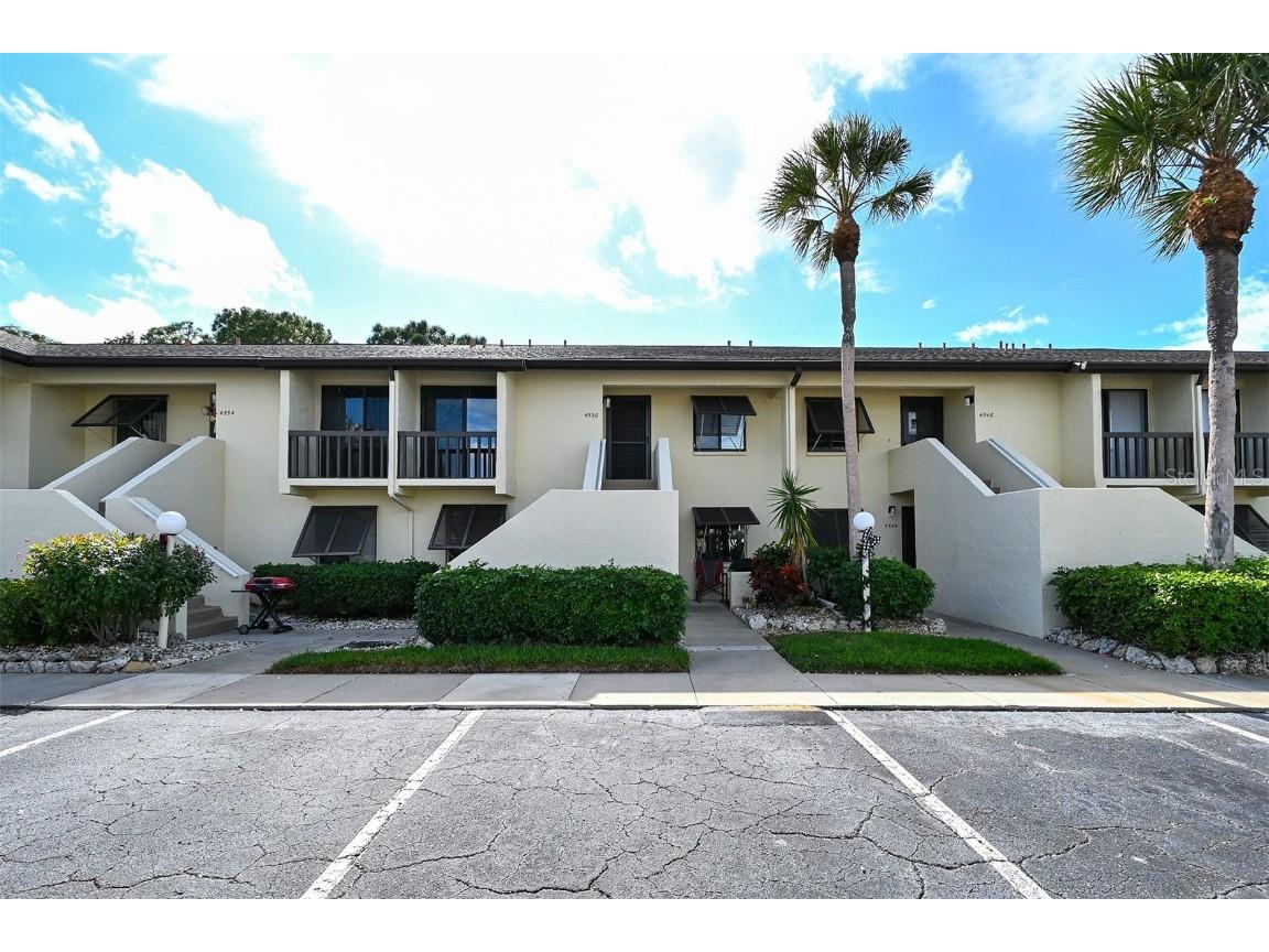 4550 Longwater Chase #46 Sarasota FL 34235 A4591325 image1
