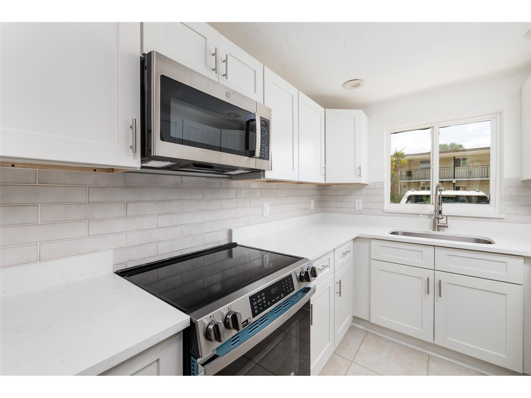 4550 Overlook Drive NE #154 Saint Petersburg FL 33703 TB8502042 image17