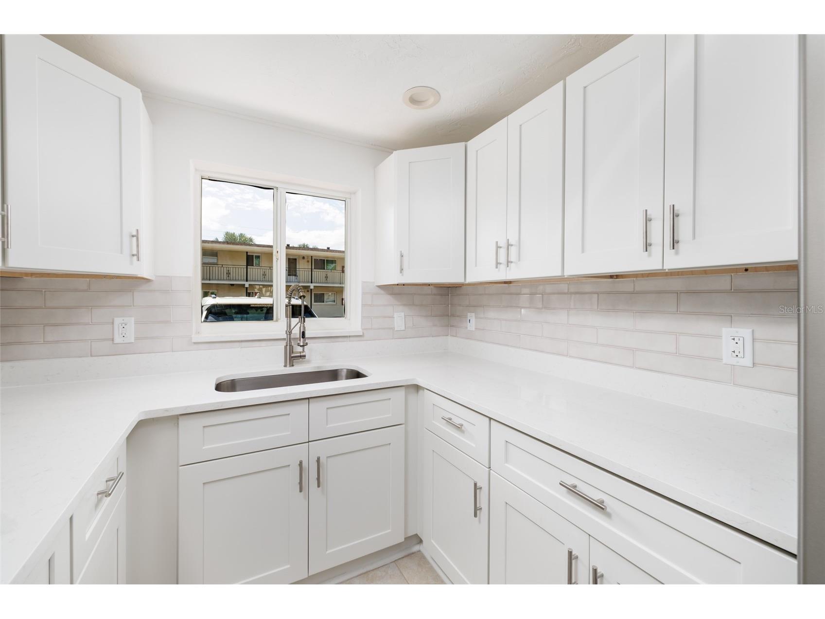 4550 Overlook Drive NE #154 Saint Petersburg FL 33703 TB8502042 image18
