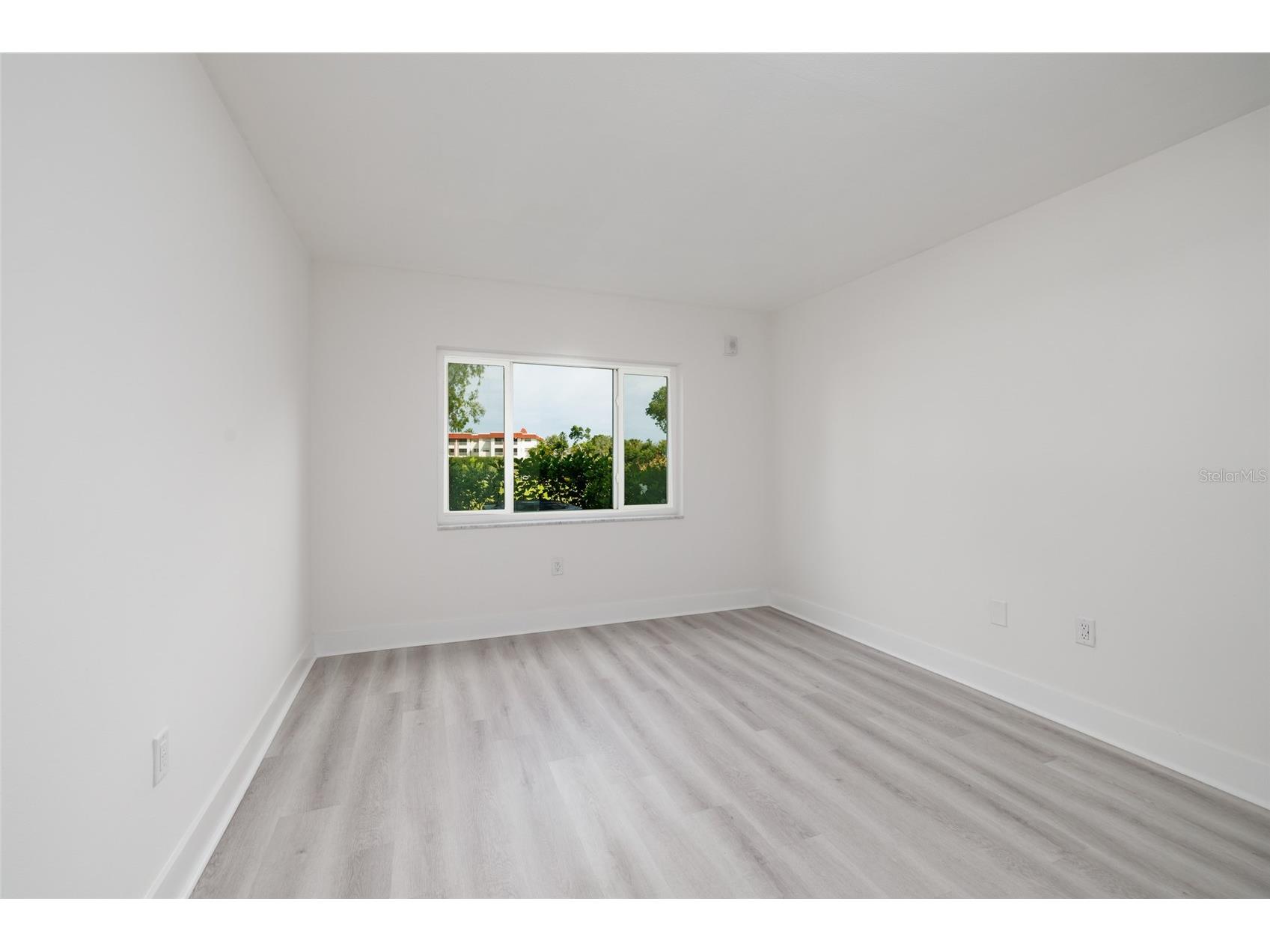 4550 Overlook Drive NE #154 Saint Petersburg FL 33703 TB8502042 image30