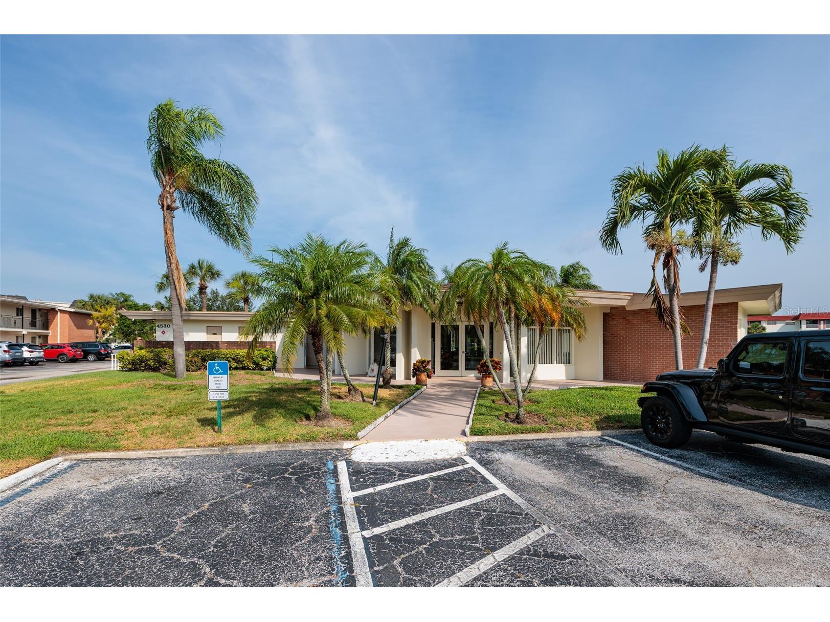 4550 Overlook Drive NE #154 Saint Petersburg FL 33703 TB8502042 image37