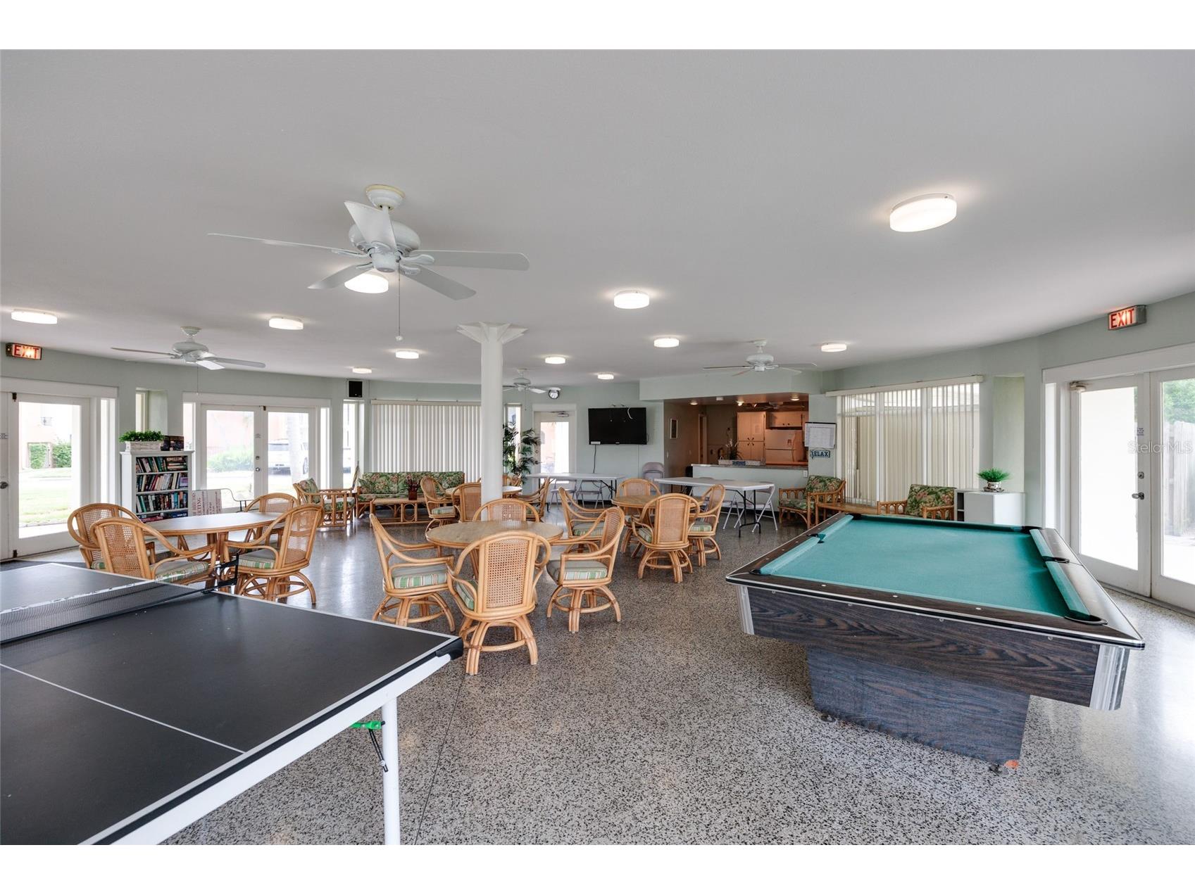 4550 Overlook Drive NE #154 Saint Petersburg FL 33703 TB8502042 image40