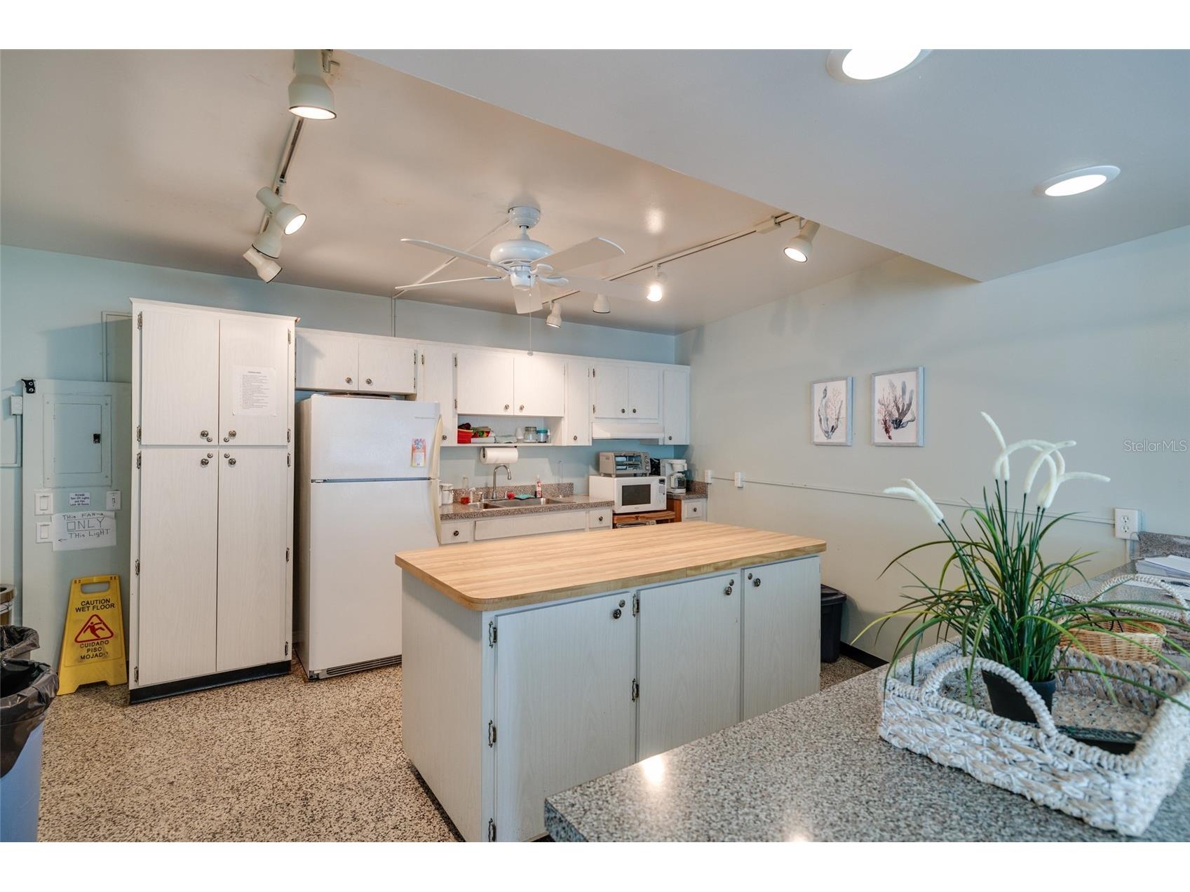 4550 Overlook Drive NE #154 Saint Petersburg FL 33703 TB8502042 image42