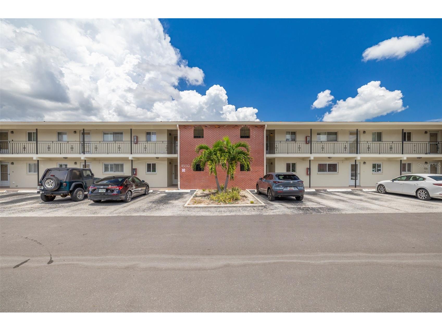 4550 Overlook Drive NE #155 Saint Petersburg FL 33703 TB8526075 image1