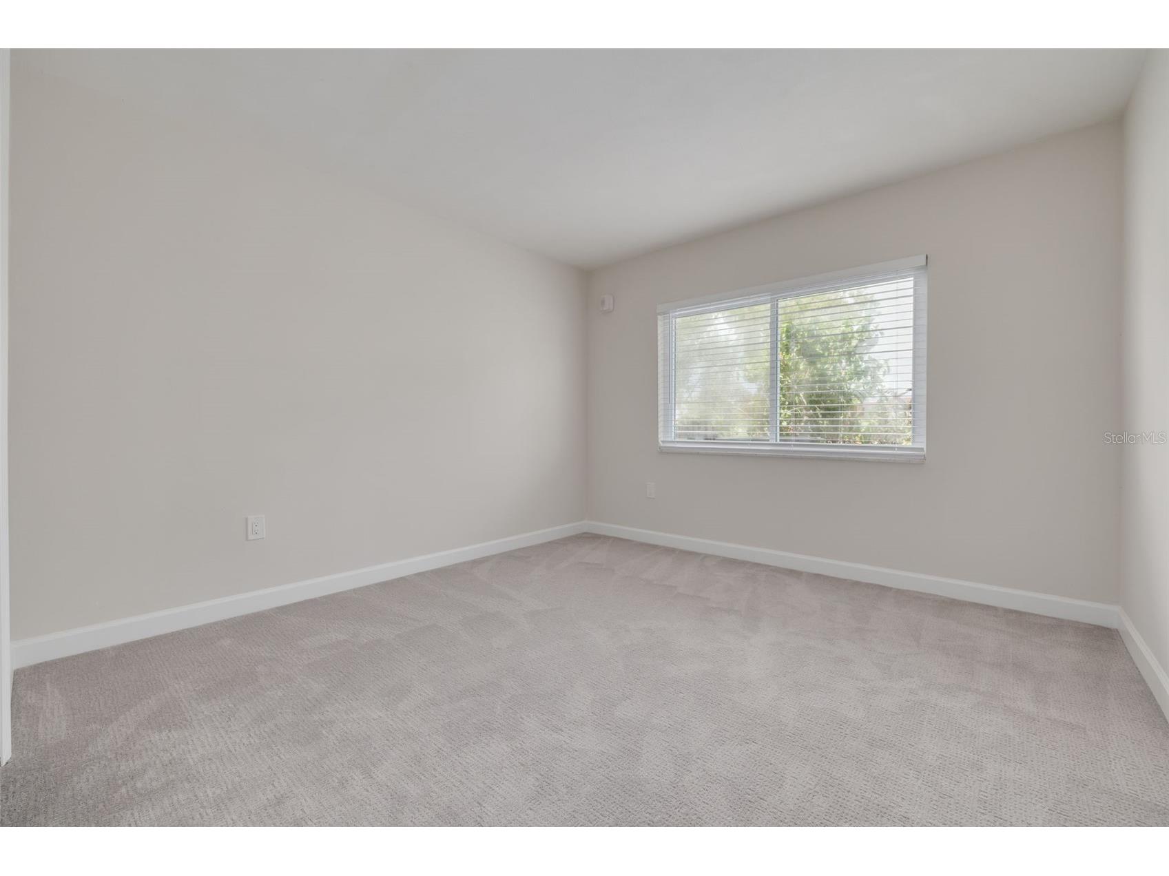 4550 Overlook Drive NE #155 Saint Petersburg FL 33703 TB8526075 image17