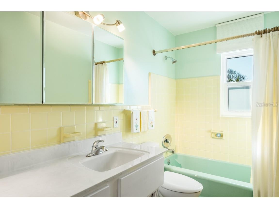 4550 Plaza Way Saint Pete Beach FL 33706 TB8454605 image23