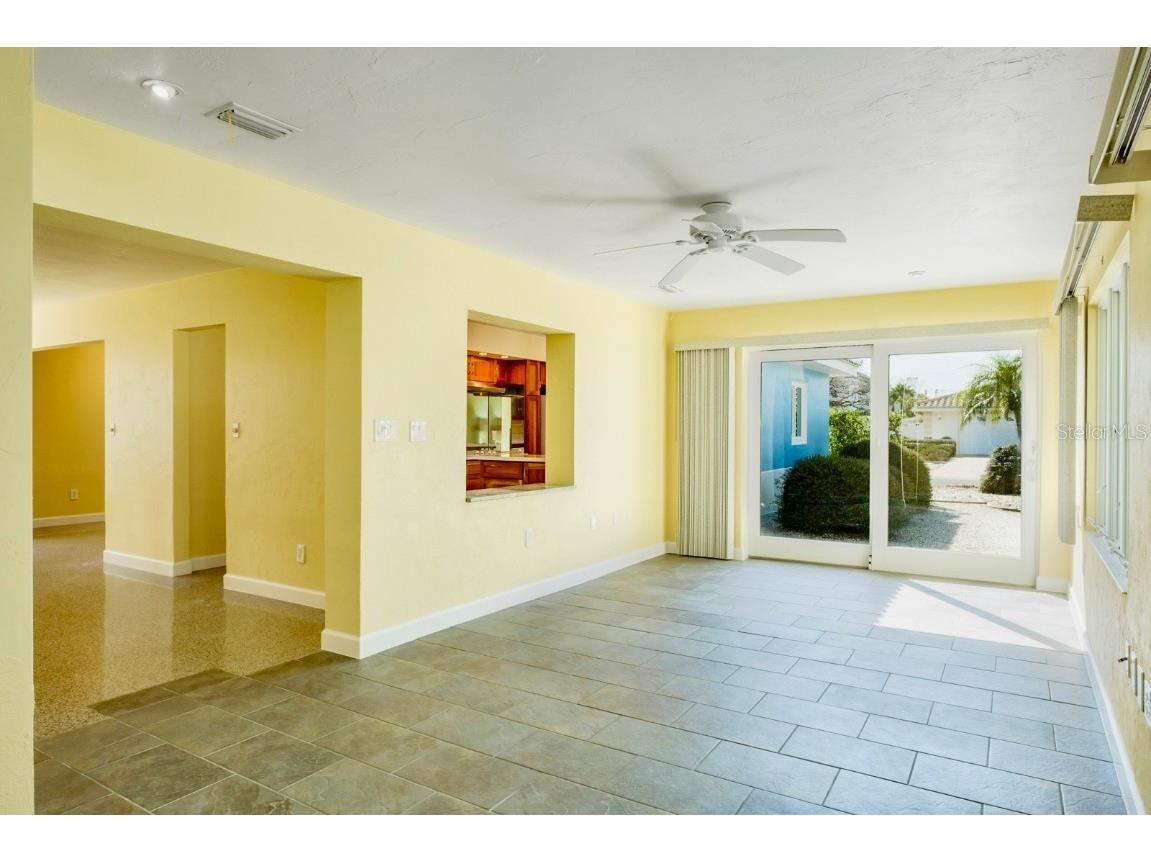 4550 Plaza Way Saint Pete Beach FL 33706 TB8454605 image25