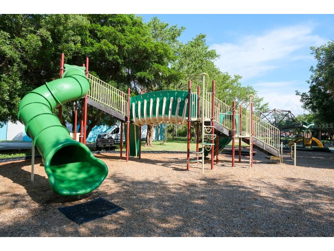 4550 Plaza Way Saint Pete Beach FL 33706 TB8454605 image38