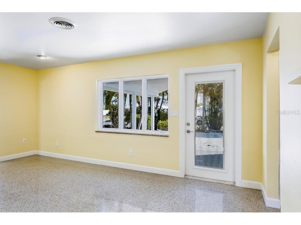 4550 Plaza Way Saint Pete Beach FL 33706 TB8454605 image7