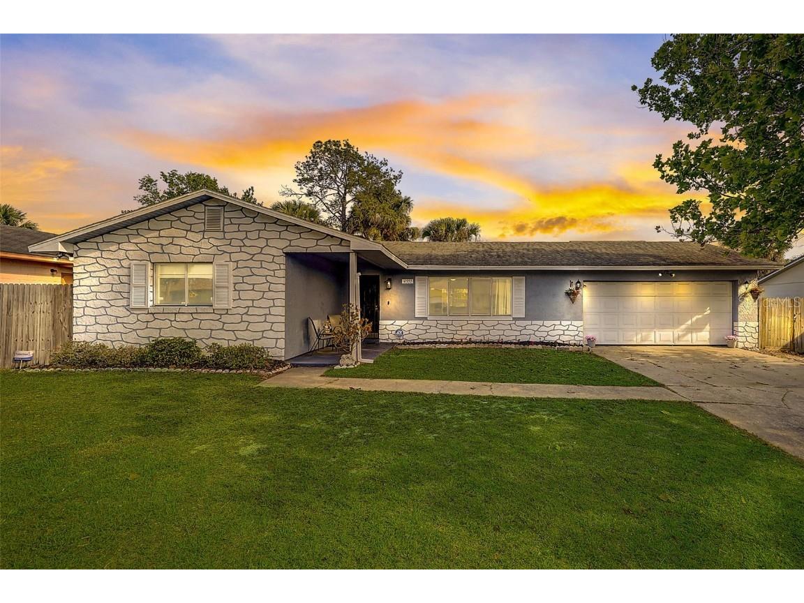 4551 Frisco Circle Orlando FL 32808 O6190839 image1