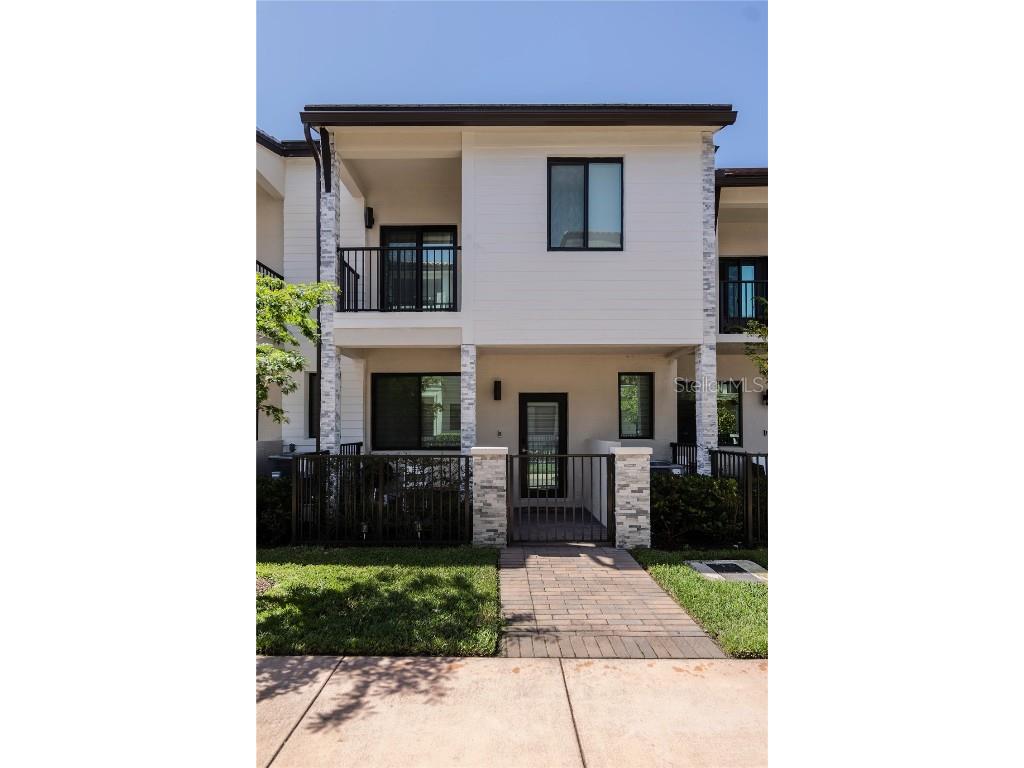 4552 NW 83rd Path Doral FL 33166 S5118363 image1