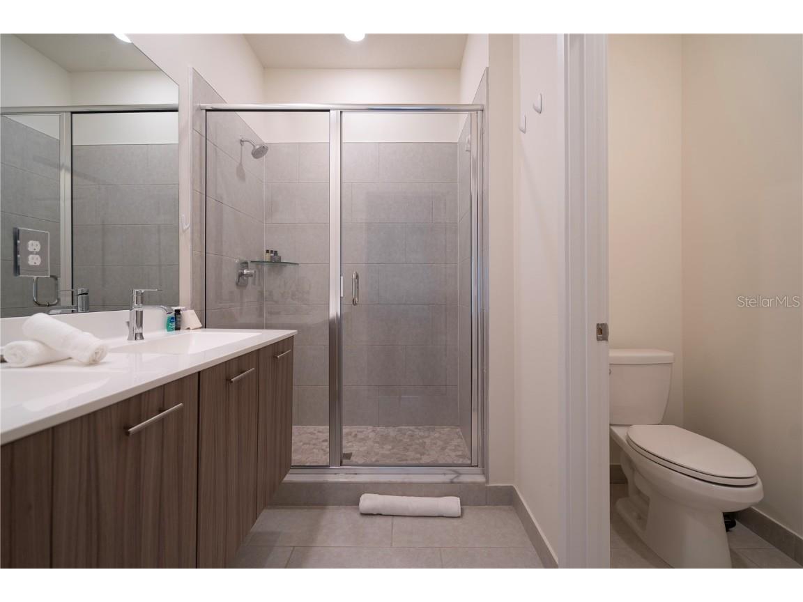 4552 NW 83rd Path Doral FL 33166 S5118363 image11