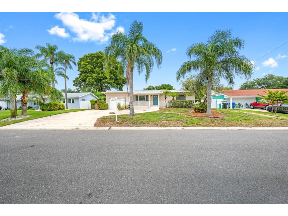 4553 35th Avenue N Saint Petersburg FL 33713 U8250716 image1