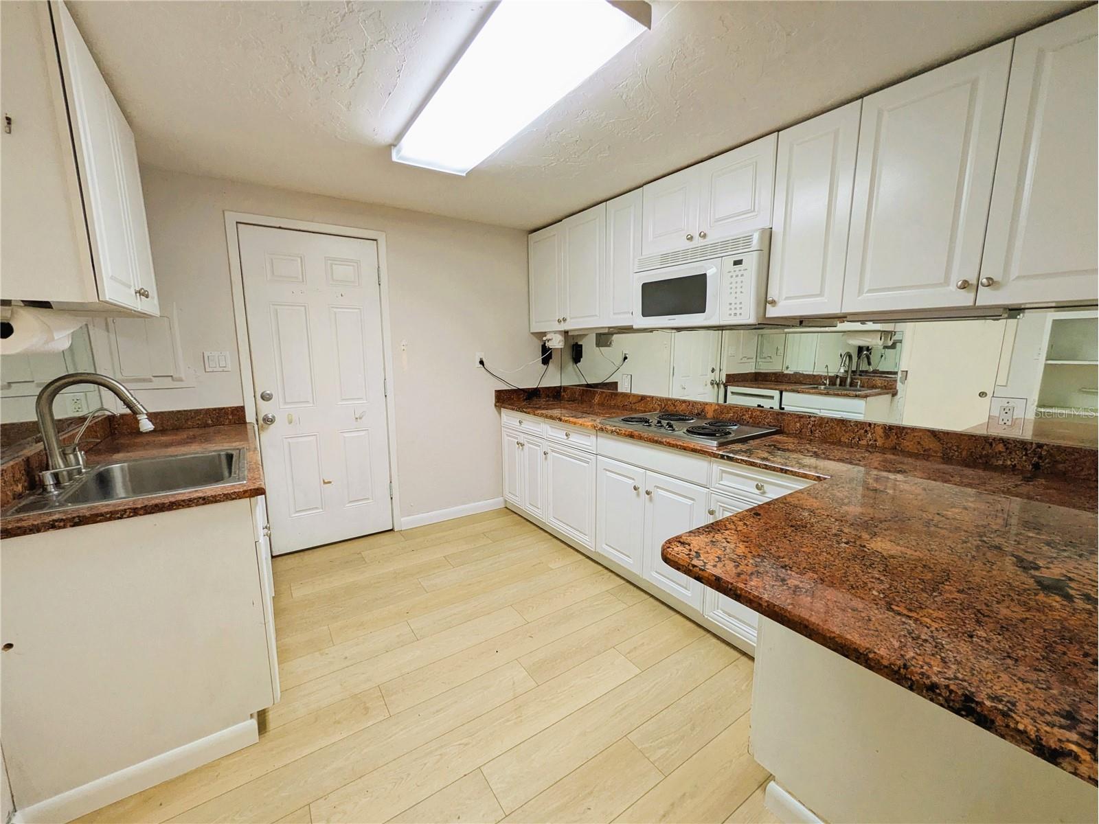 4554 Cooper Road Sarasota FL 34232 - NICE POND A4682274 image23