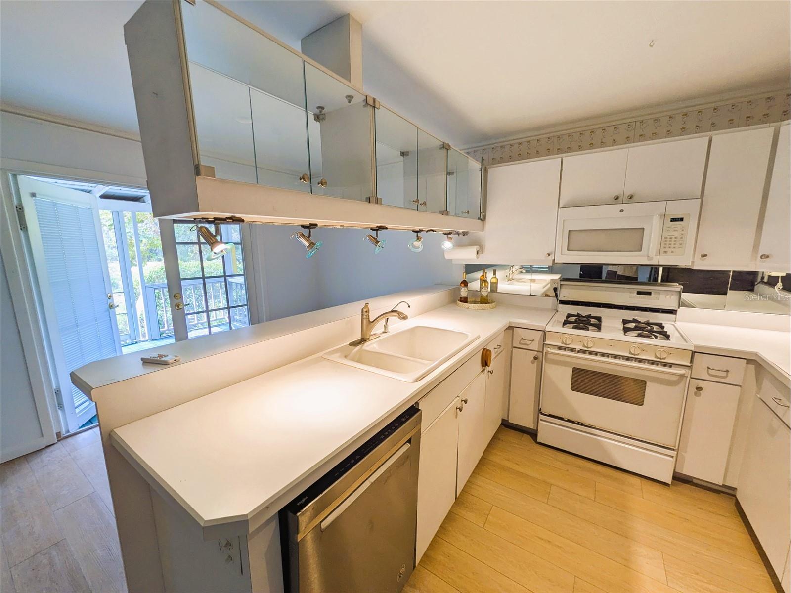 4554 Cooper Road Sarasota FL 34232 - NICE POND A4682274 image27